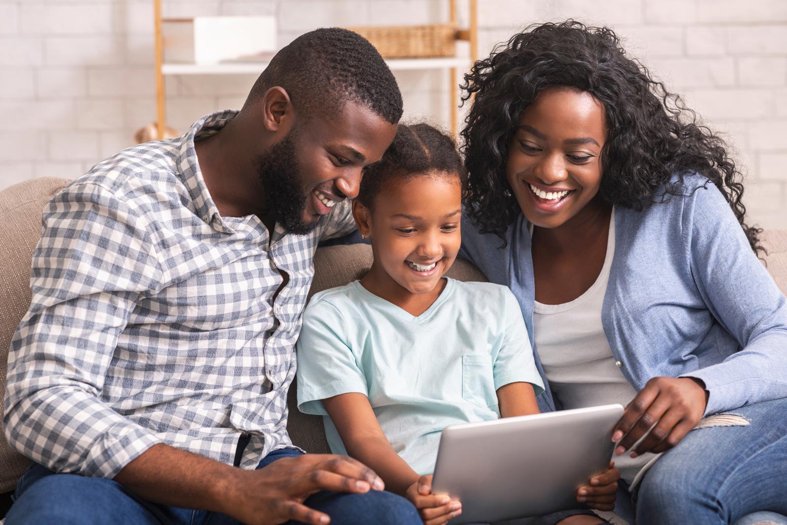 Family using Giglets on a tablet